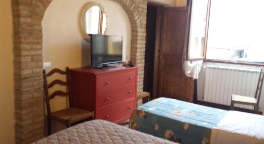 Via Toscana House Parma Habitación foto