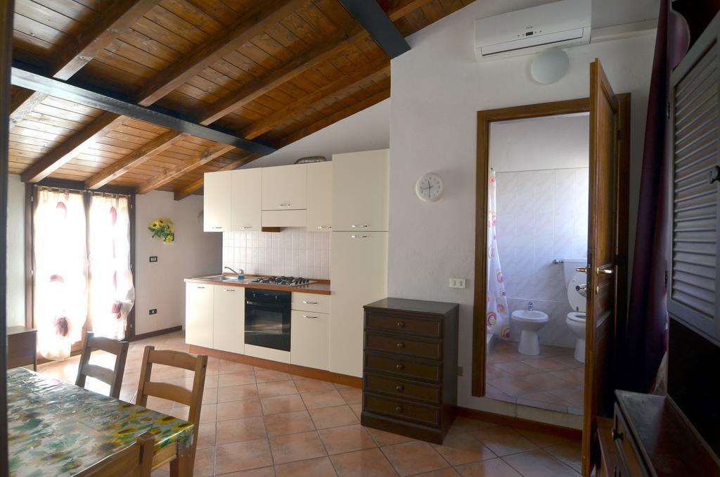 Via Toscana House Parma Habitación foto