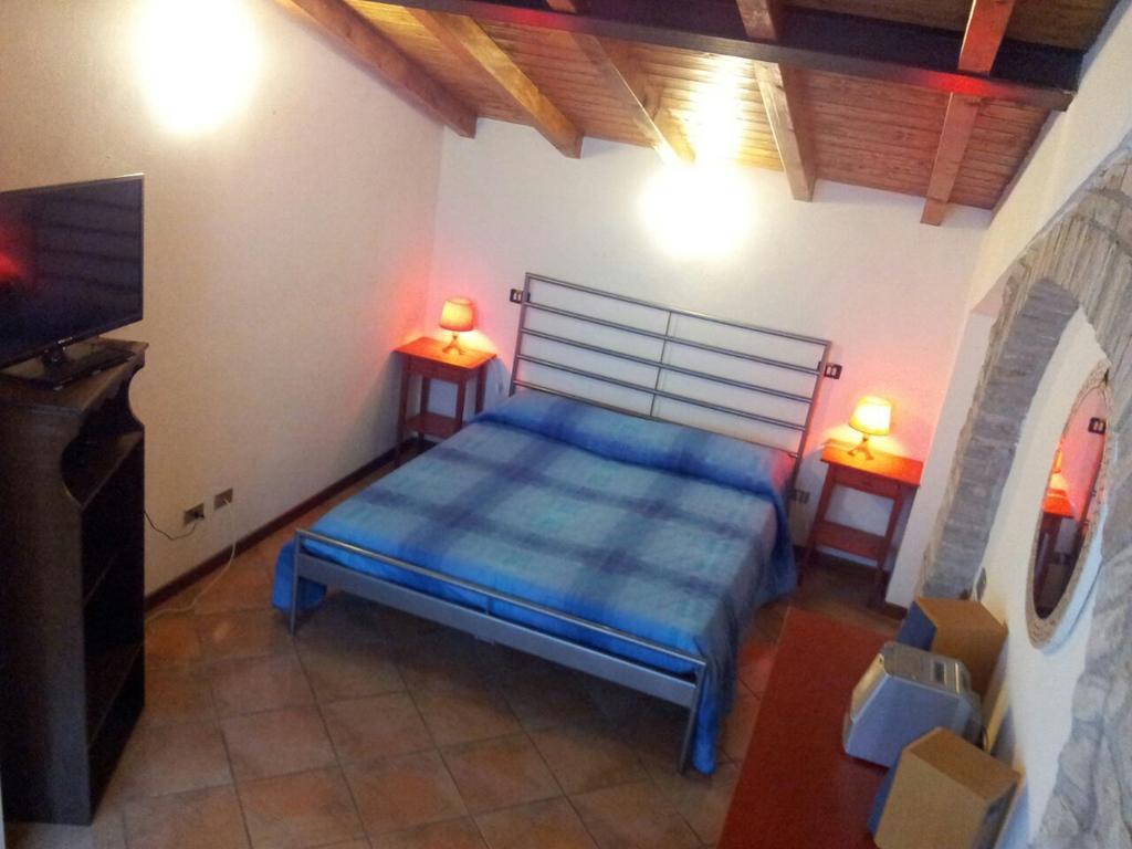 Via Toscana House Parma Habitación foto